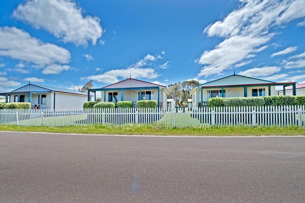 Acclaim Rose Gardens Beachside Holiday Park ألباني المظهر الخارجي الصورة
